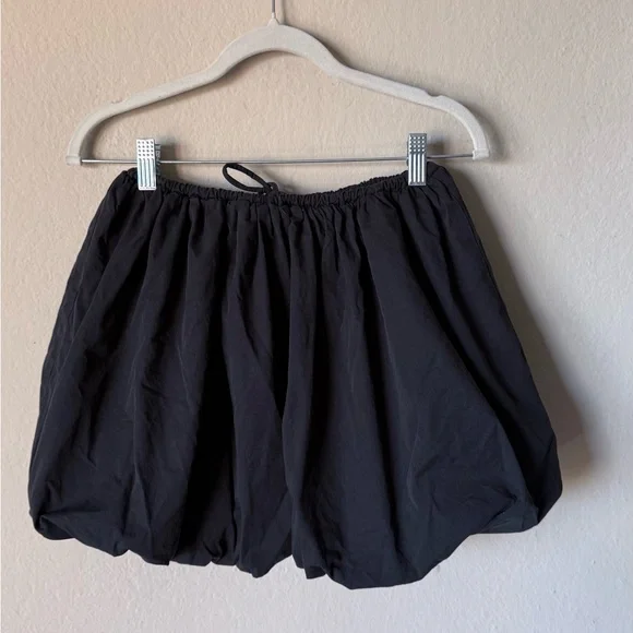 DISSH Mini Black Skirt Ruffled Elastic Waist Size 2-4 - Picture 4 of 8